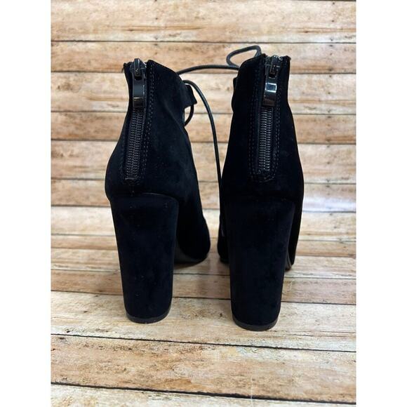 NWOB KOI Footwear Black Lace Up Chunky Heels US 6/ UK 4 - Picture 5 of 9